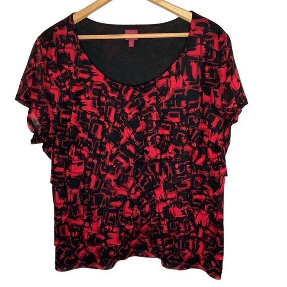 212 Collection | Red & Black Ruffle Front Top 3X - Picture 1 of 5
